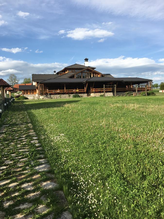 Nacionalna Kuca Bajo Mackat Exterior foto
